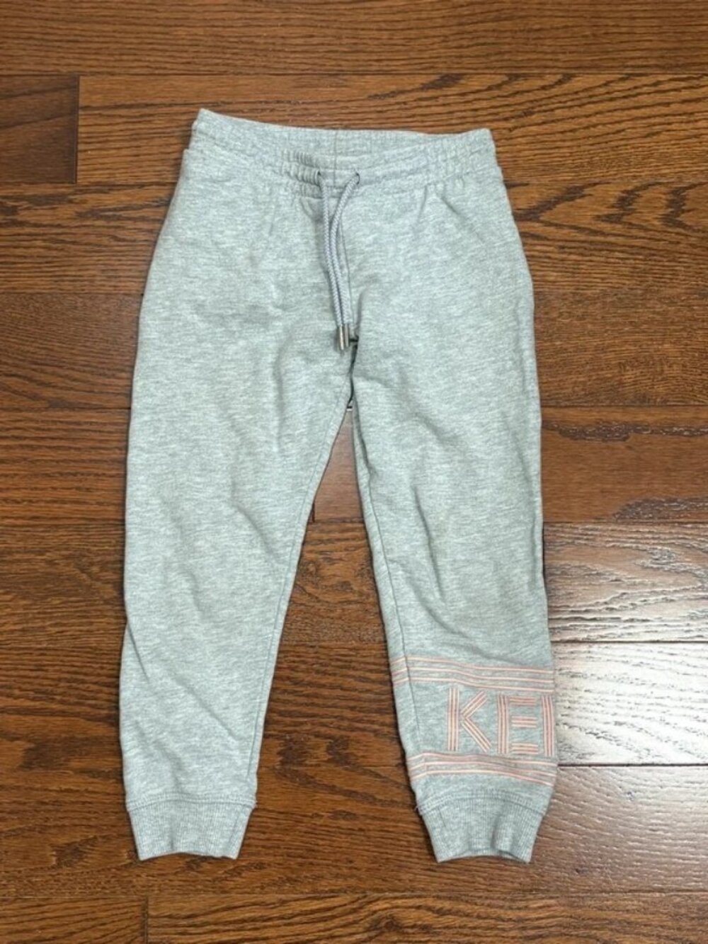 NWOT 4Y Kenzo Kids Grey Jogger Sweatpants, New Without Tag, Perfect for Fall